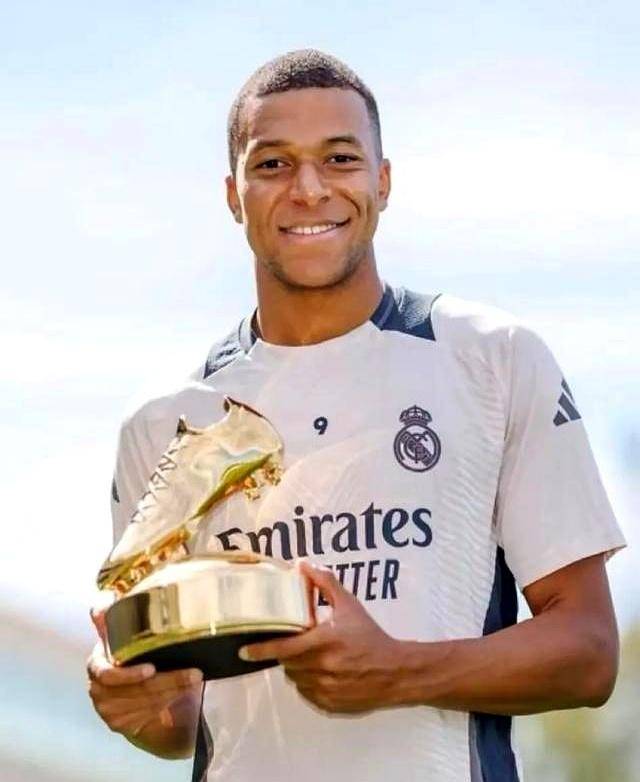 杰拉德：必须尊重萨拉赫的感受，他渴望为球队出力