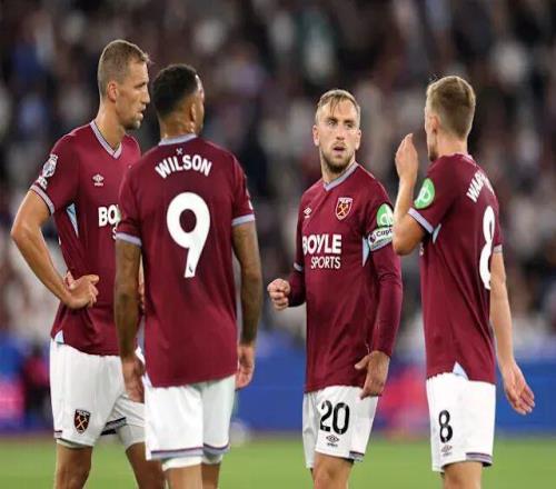 苏亚雷斯因为无球踢人被禁赛一场