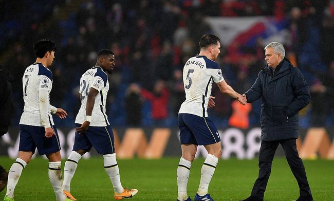 TA：休斯顿中场雷恩斯引人注目，尤文和城市集团都已进行联系