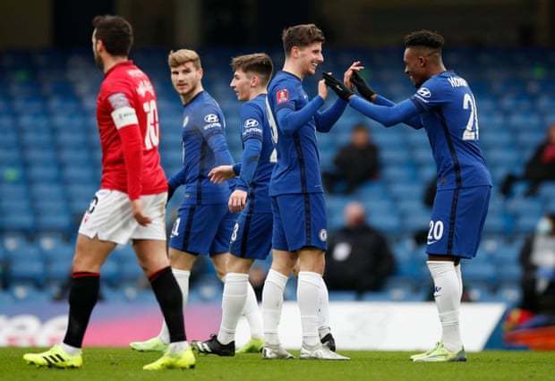 马特乌斯：我和马拉多纳就像梅西和C罗，但我们场外相处更多